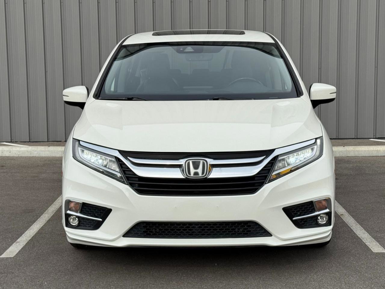 Used 2019 Honda Odyssey Elite image 2