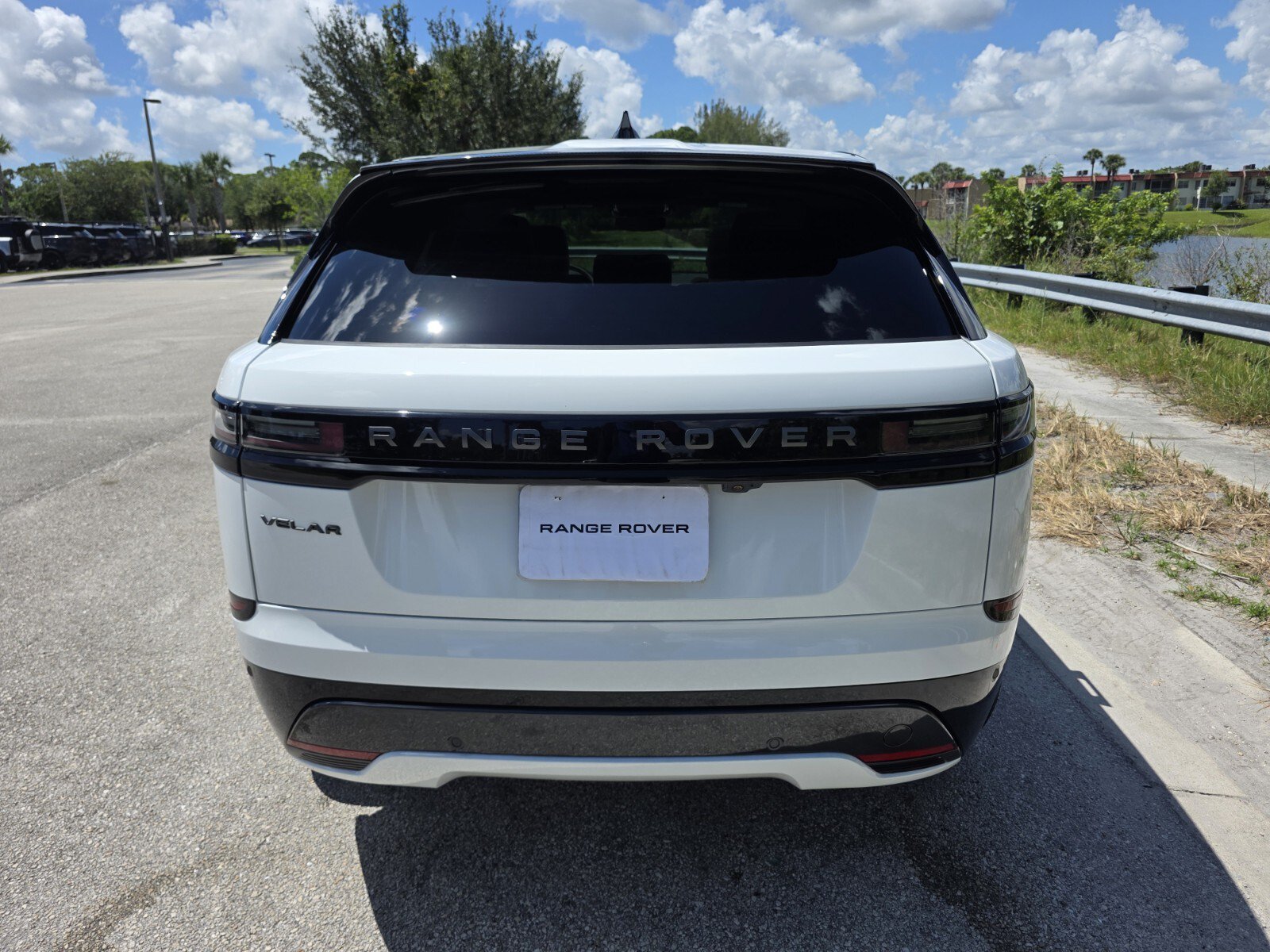 New 2026 Land Rover Range Rover Velar Belgravia AWD/4WD image 6