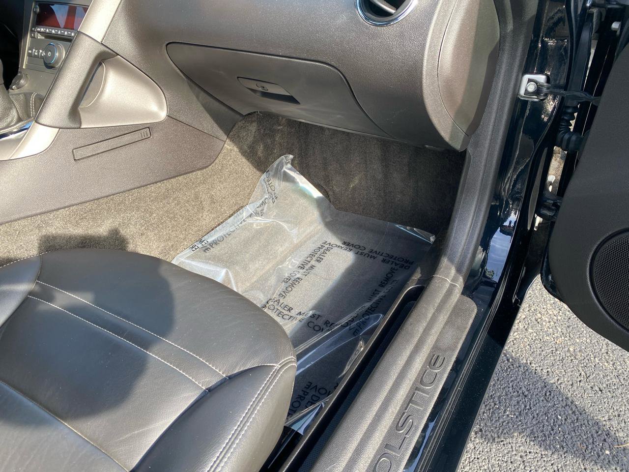 Used 2007 Pontiac Solstice Base w/ Premium Package image 24