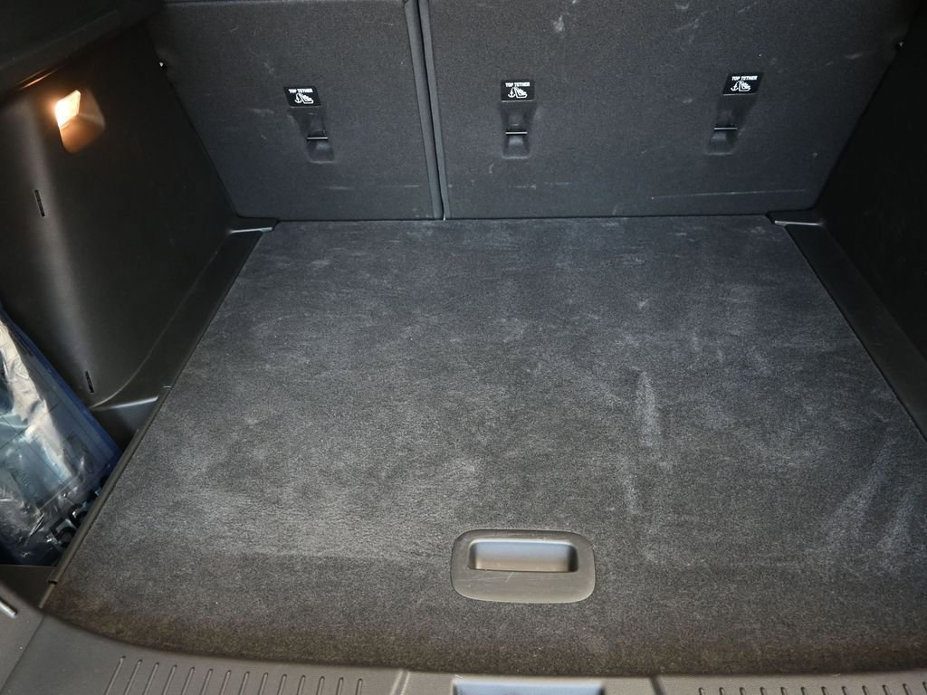 Used 2025 Chevrolet Trax RS w/ Sunroof Package image 19