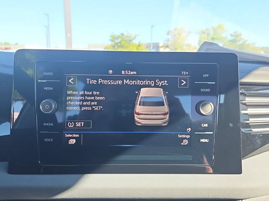 New 2027 Volkswagen Jetta SE FWD image 16