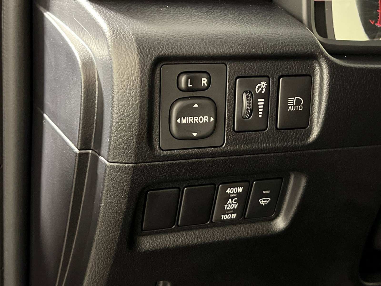 Used 2024 Toyota 4Runner TRD Off-Road image 31