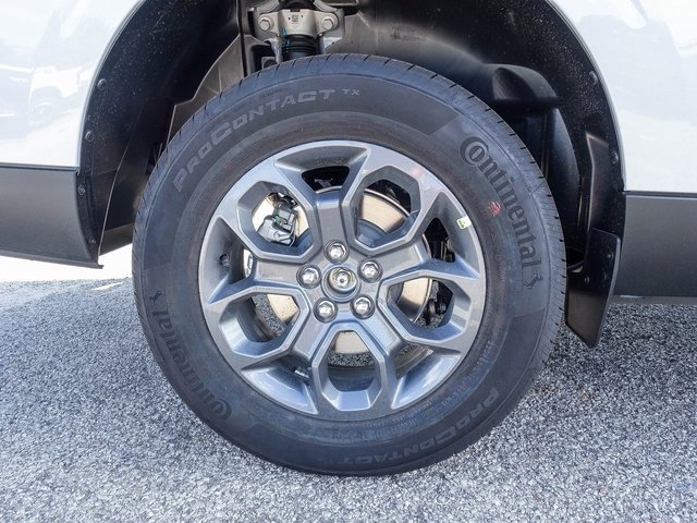 New 2025 Ford Maverick XLT w/ XLT Luxury Package image 5