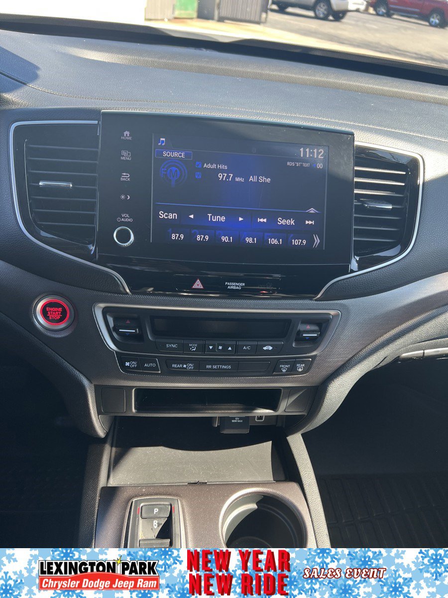 Used 2023 Honda Ridgeline Sport image 22