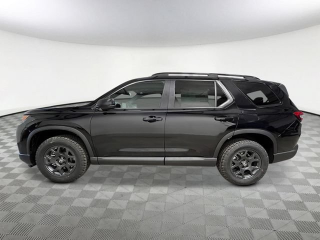 New 2026 Honda Pilot TrailSport image 3