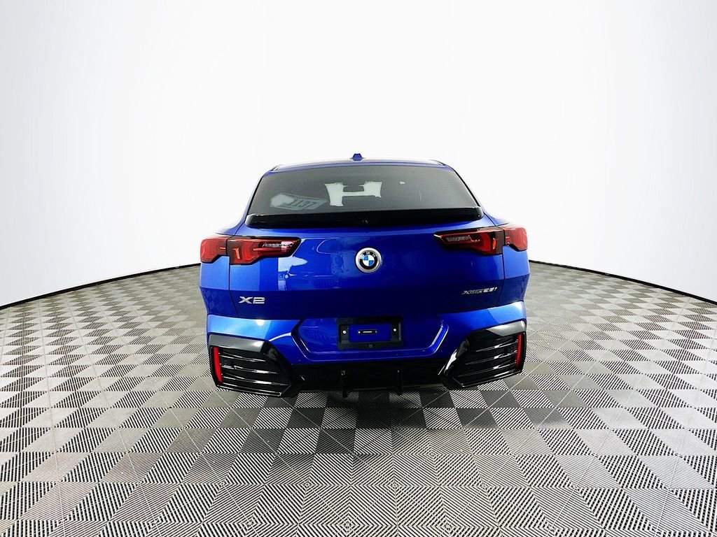 Used 2025 BMW X2 xDrive28i w/ M Sport Package image 7