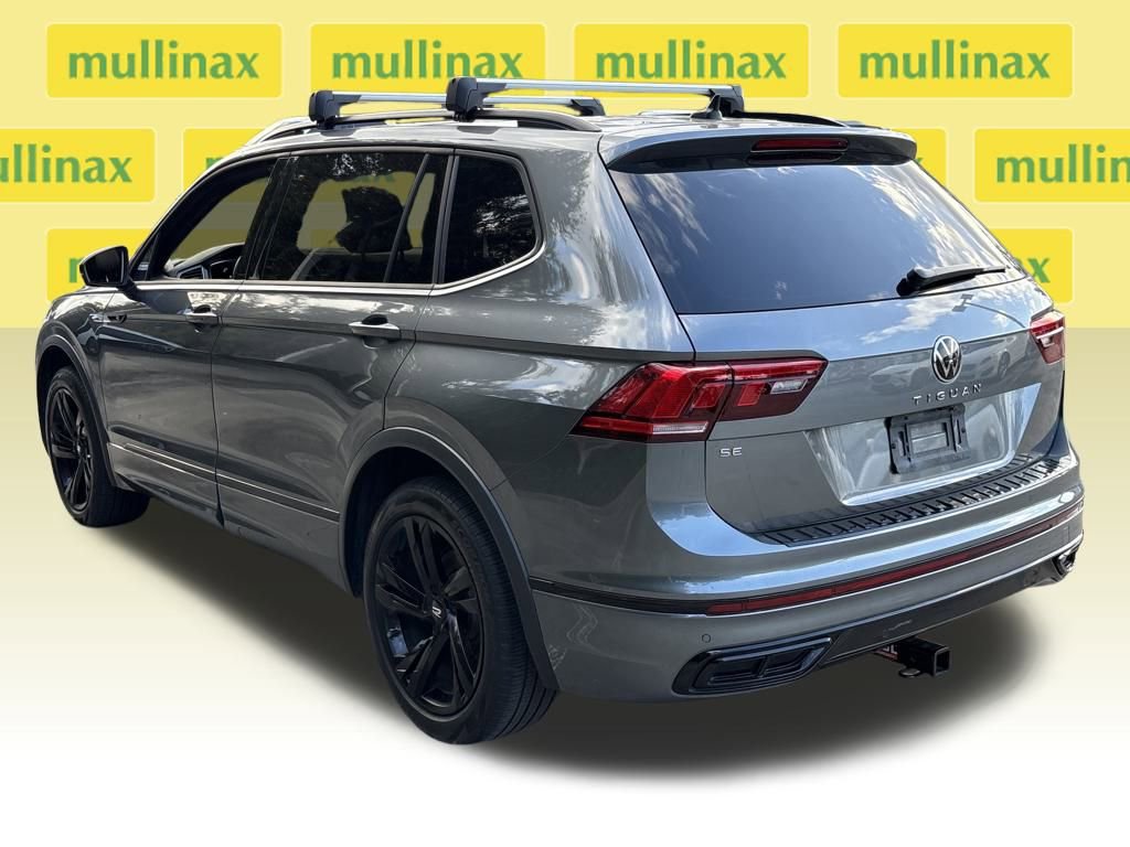 Used 2023 Volkswagen Tiguan SE R-Line image 9