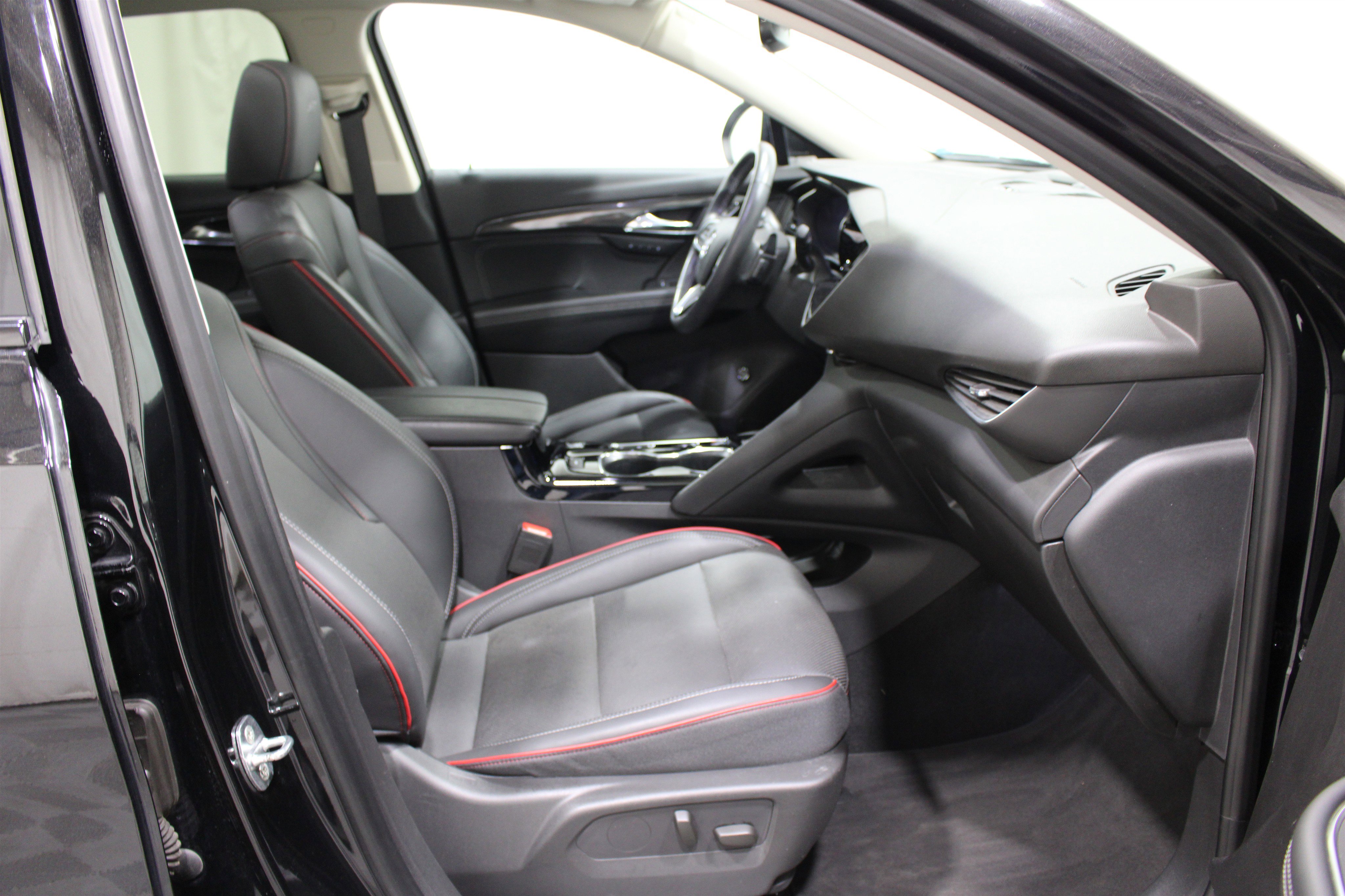 Used 2023 Buick Envision Essence w/ Sport Touring Package image 26