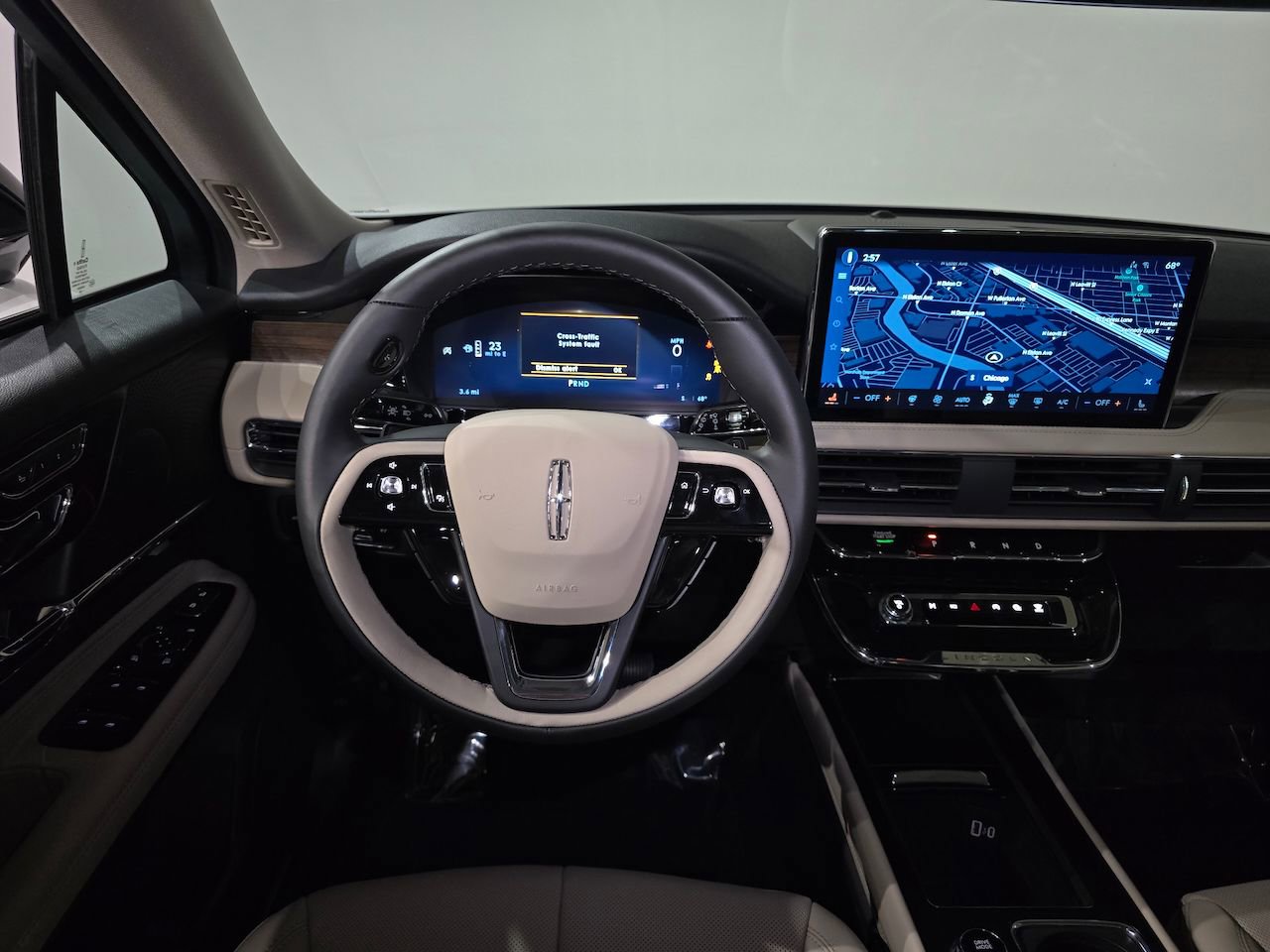 New 2026 Lincoln Corsair Reserve image 17