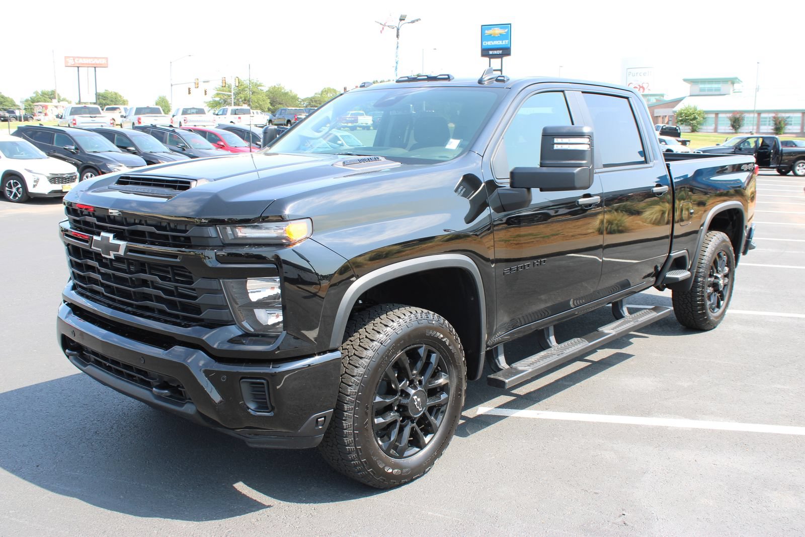 Used 2026 Chevrolet Silverado 2500 Custom w/ Custom Value Package AWD/4WD image 4