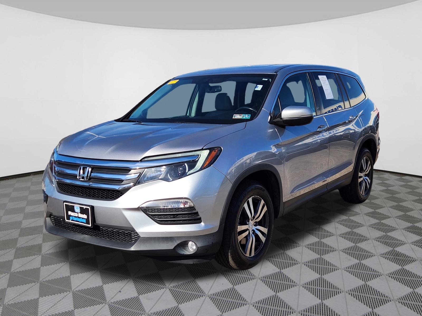 Used 2017 Honda Pilot EX-L image 2