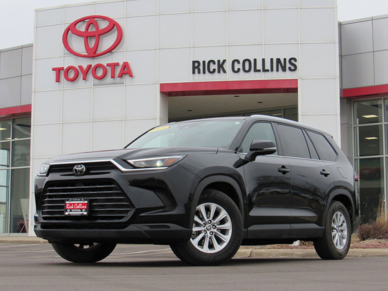 Used 2025 Toyota Grand Highlander XLE