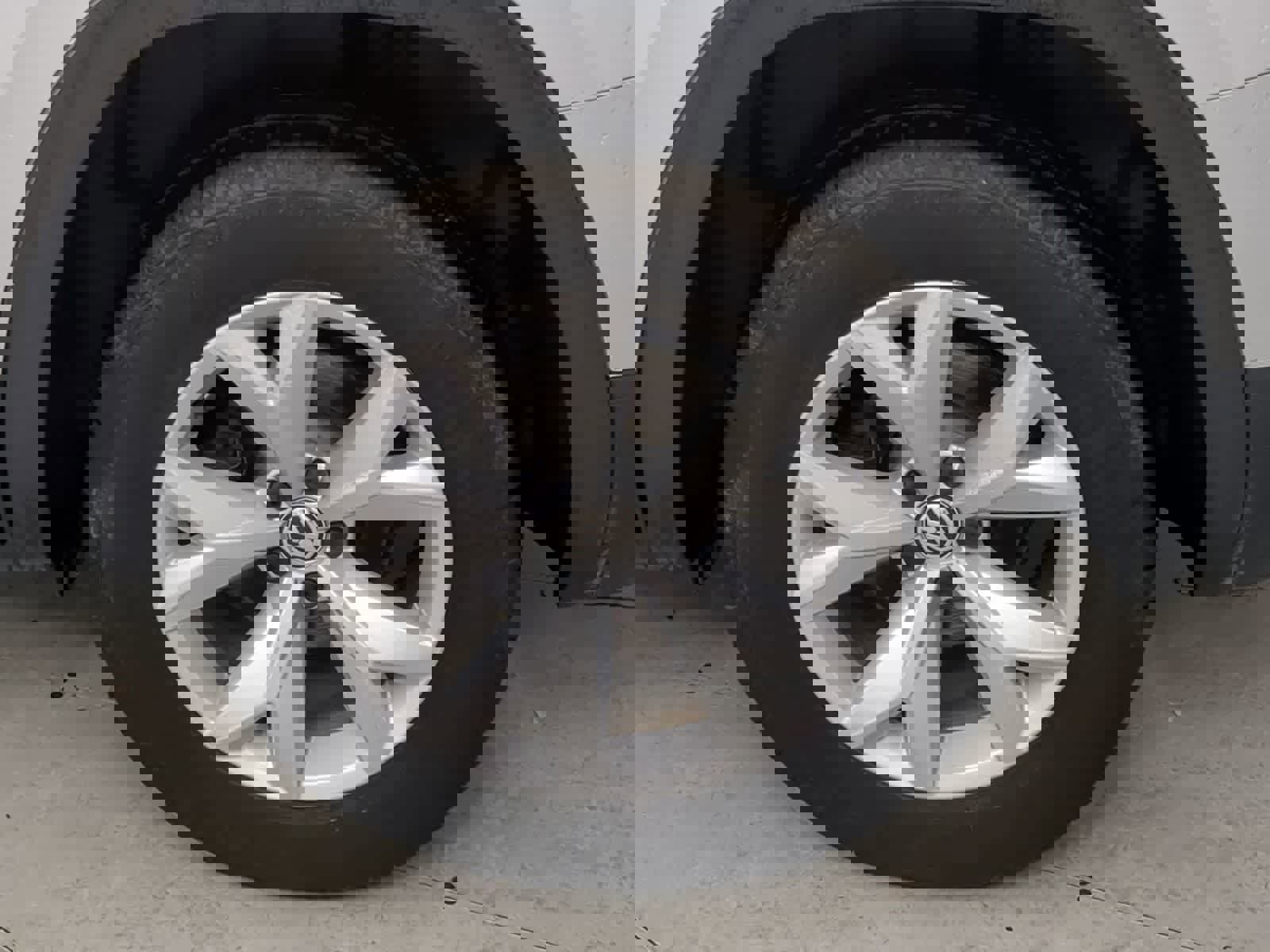 Used 2018 Volkswagen Atlas S image 12