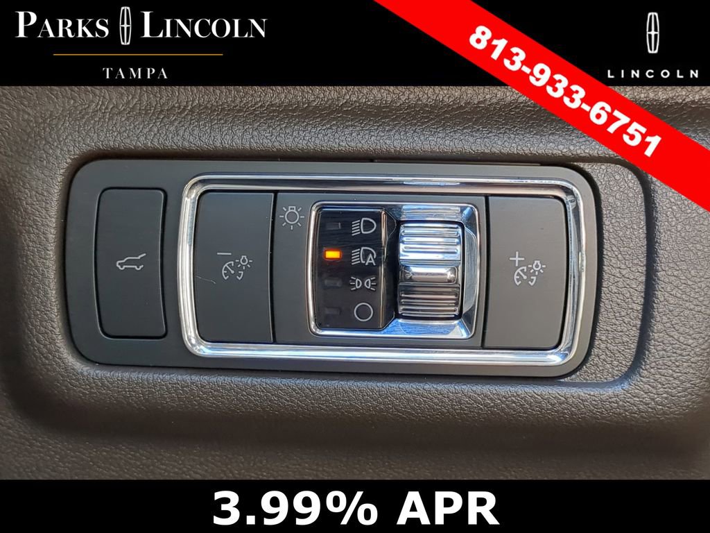 Used 2022 Lincoln Corsair Reserve w/ Sport Package image 27