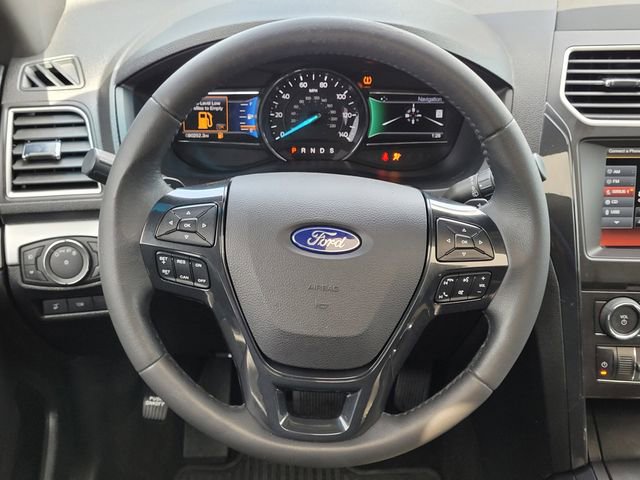 Used 2016 Ford Explorer XLT w/ Equipment Group 201A FWD image 12