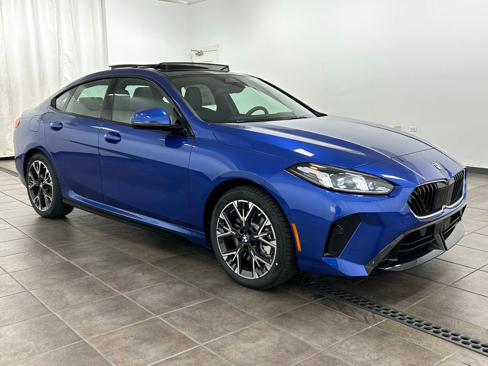 Used 2026 BMW 228i w/ Technology Package FWD image 6