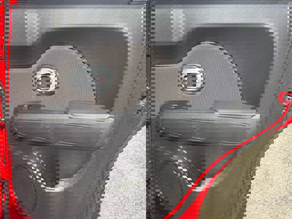 Used 2019 Kia Soul + image 15