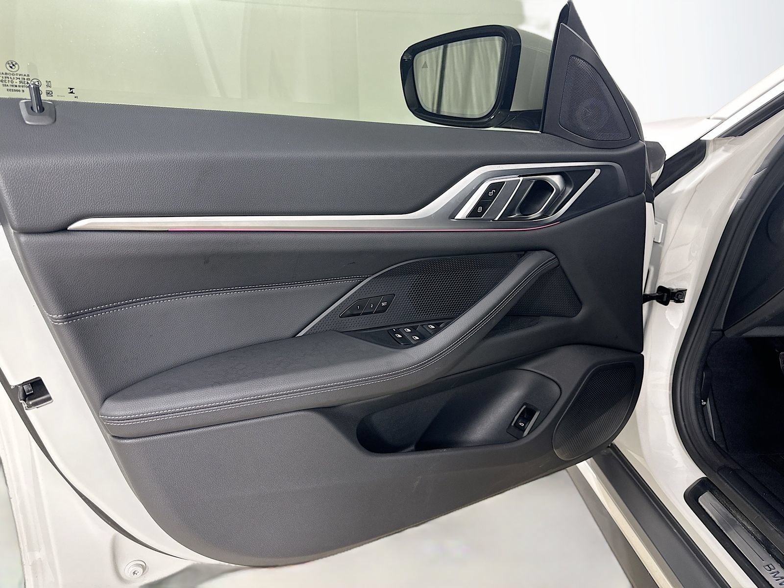 Used 2025 BMW i4 eDrive40 RWD image 16
