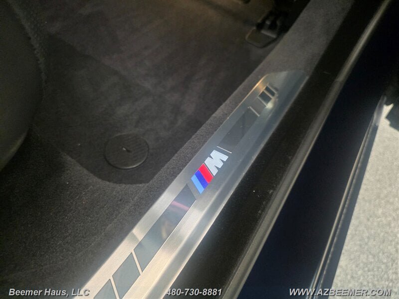 Used 2024 BMW i7 xDrive60 w/ M Sport Package RWD image 31