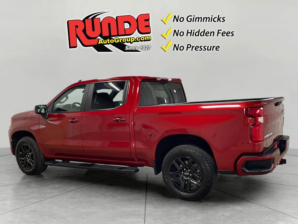 Used 2025 Chevrolet Silverado 1500 RST image 3