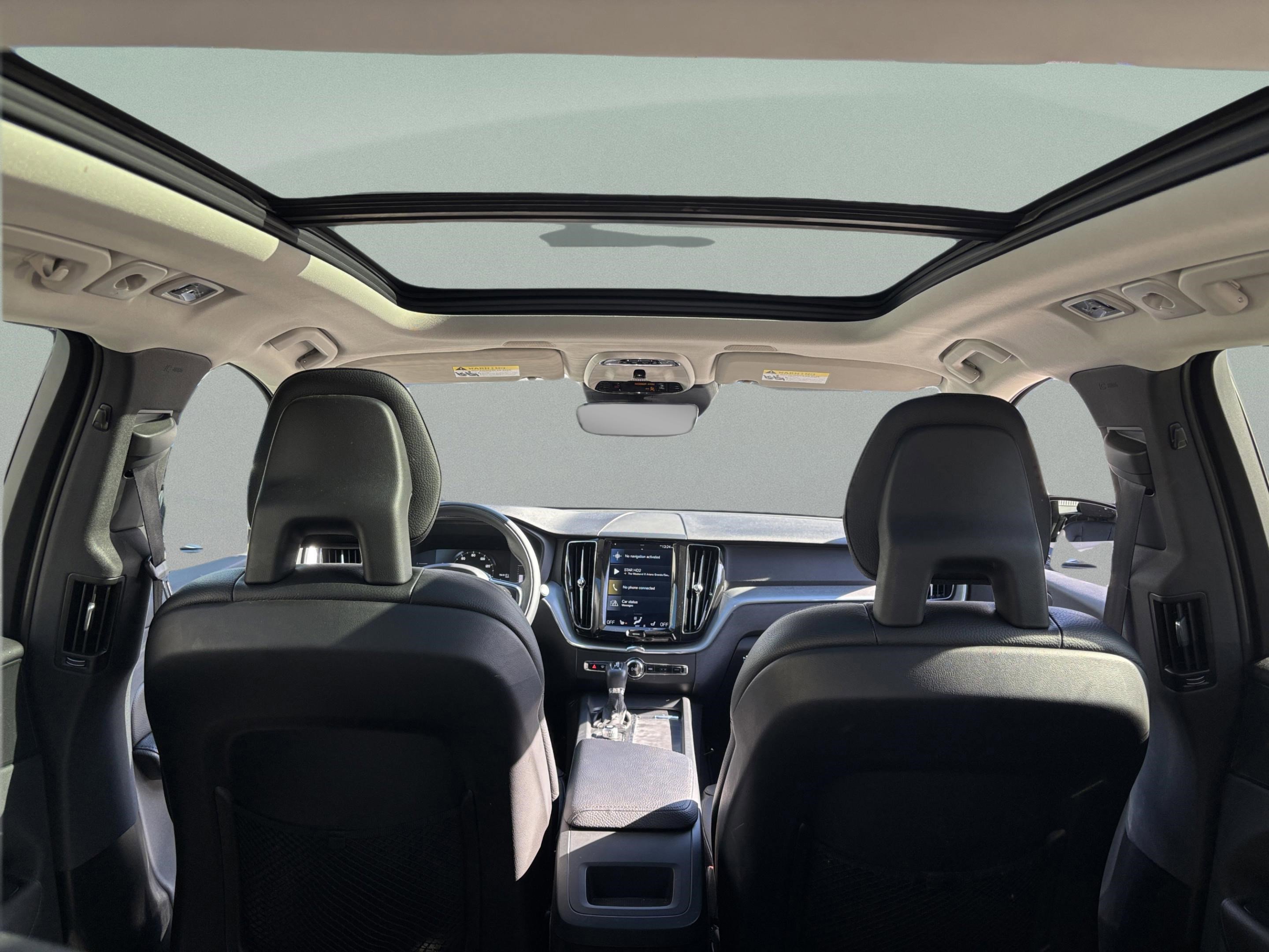 Used 2018 Volvo XC60 T5 Momentum w/ Protection Package Premier image 30