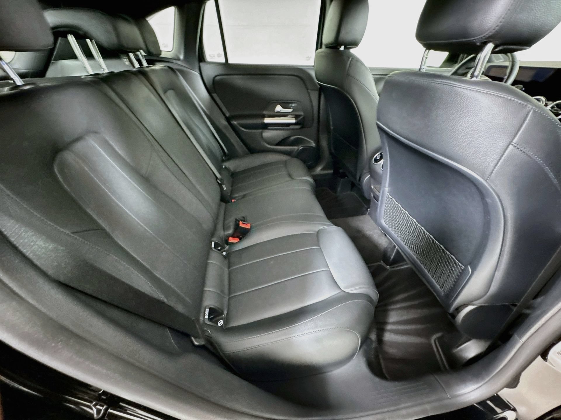 Certified 2025 Mercedes-Benz GLA 250 image 27