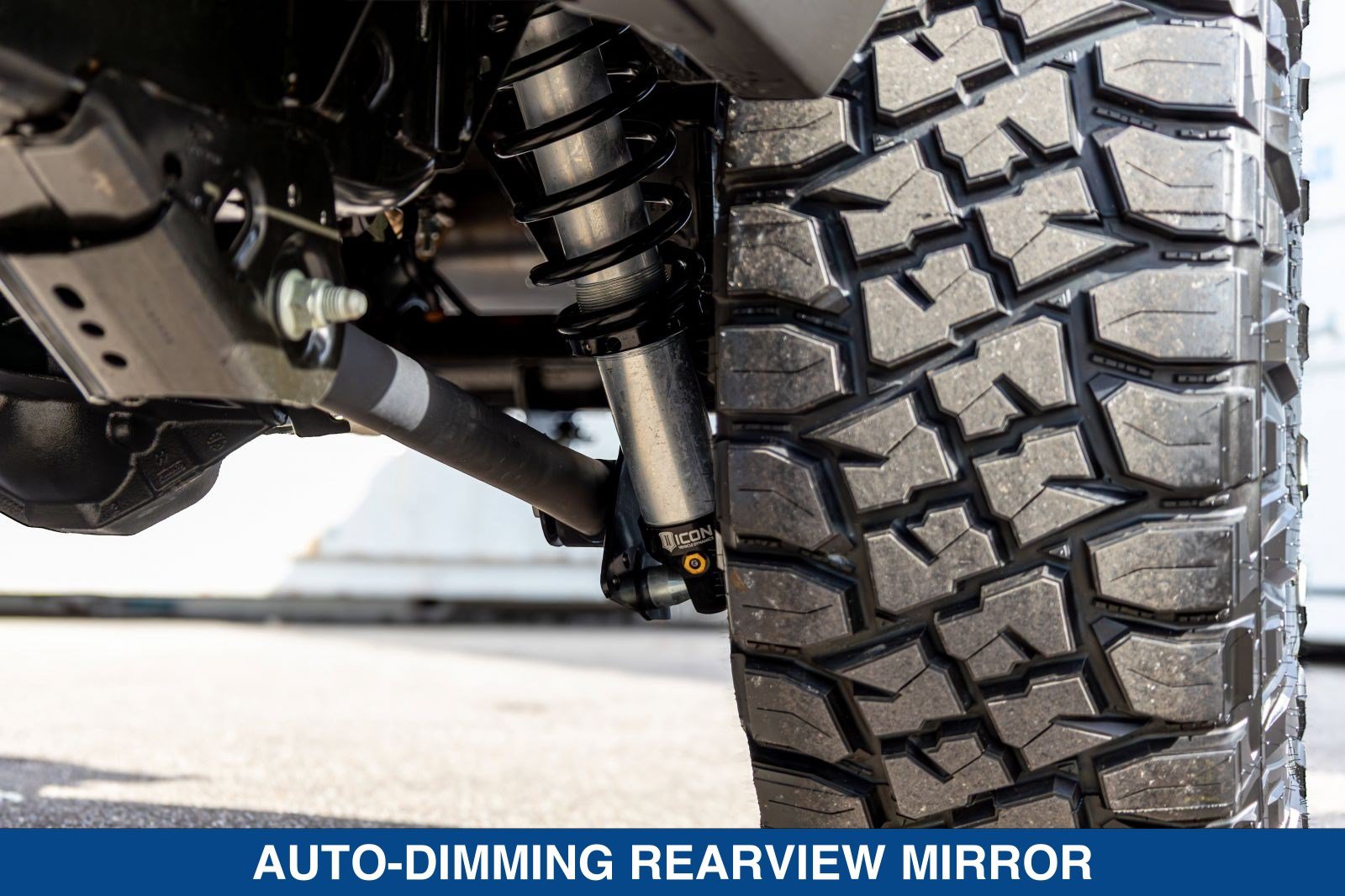 Used 2025 Ford Bronco Badlands AWD/4WD image 32