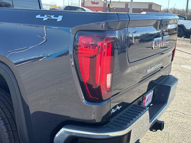 Certified 2025 GMC Sierra 1500 SLT image 12