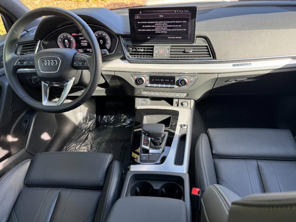 Used 2025 Audi Q5 2.0T Premium w/ Convenience Plus Package image 11