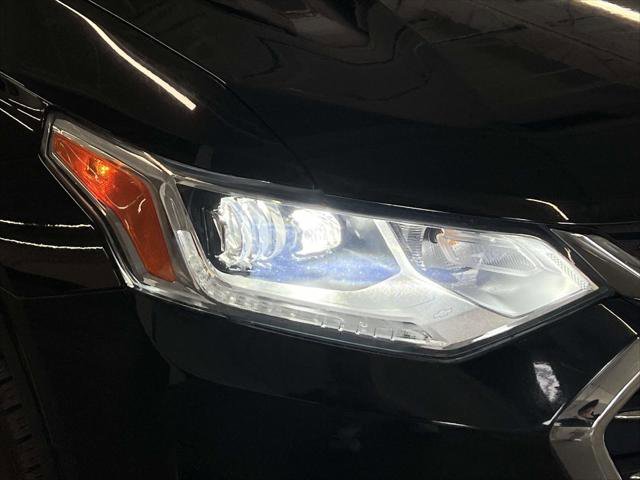 Used 2021 Chevrolet Traverse High Country image 9