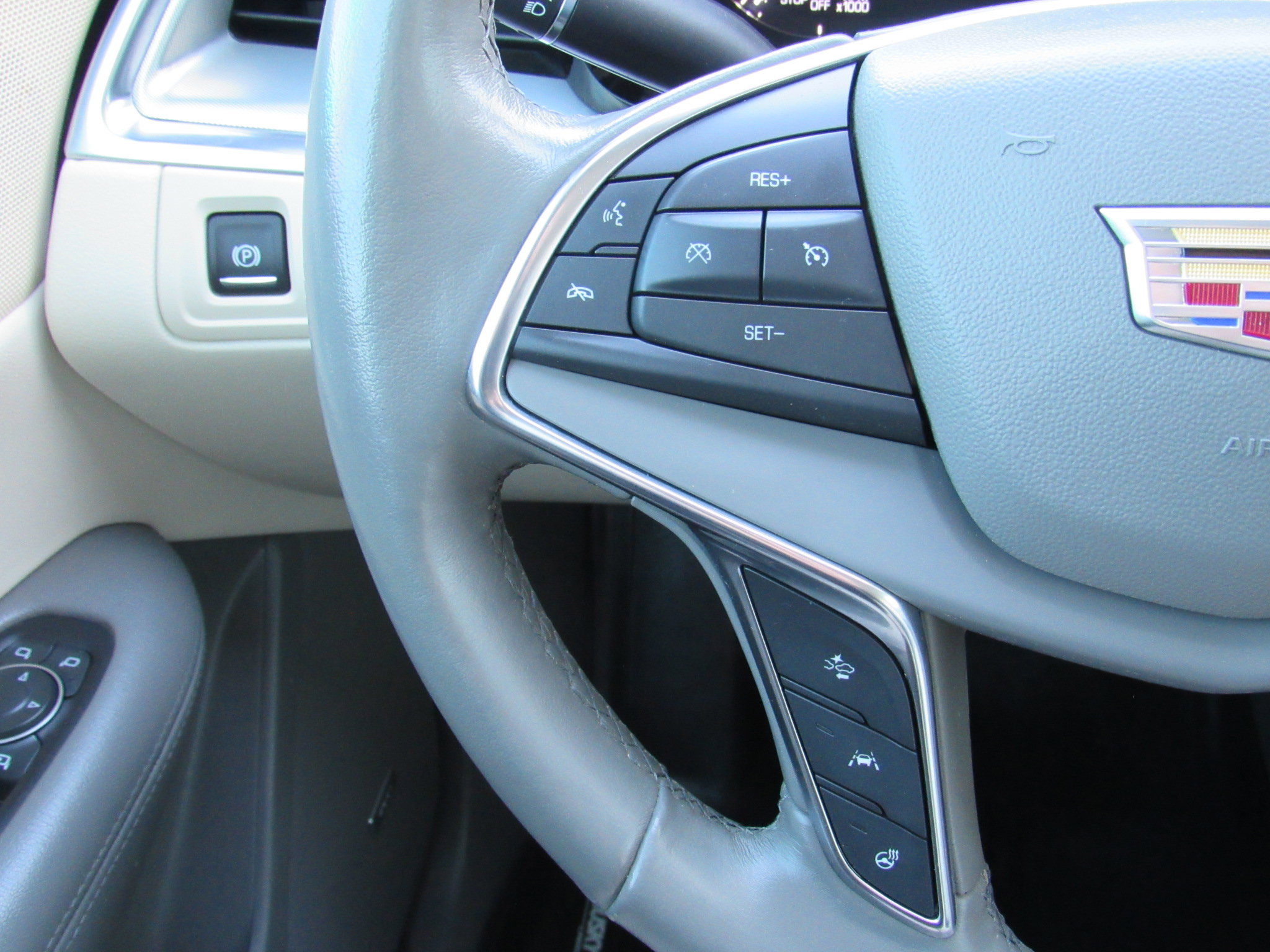 Used 2019 Cadillac XT5 Luxury image 20