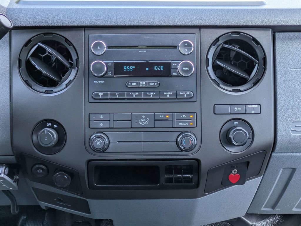 Used 2016 Ford F250 XL AWD/4WD image 17