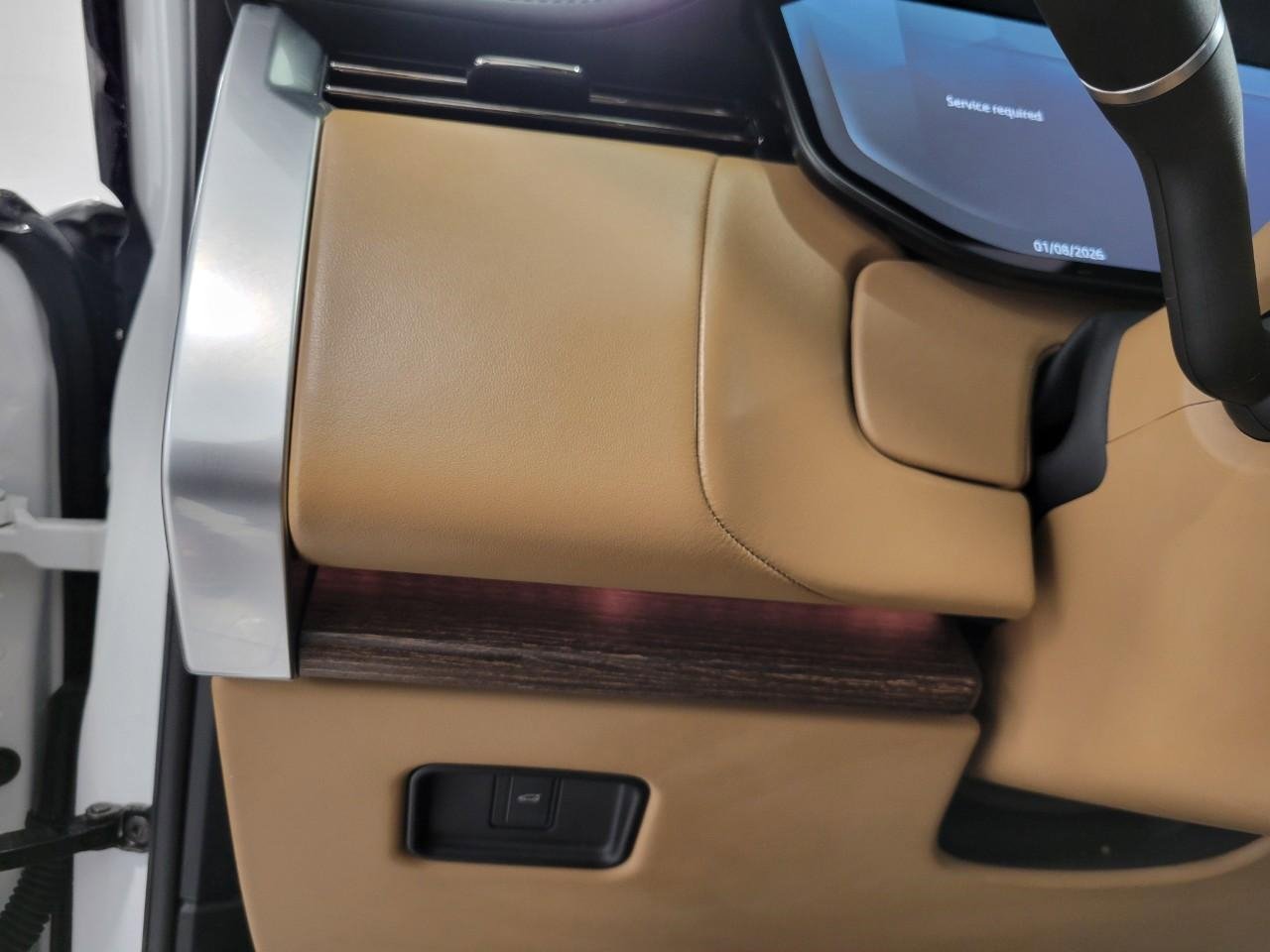 Used 2024 Land Rover Range Rover SE image 10