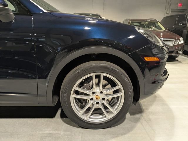 Used 2019 Porsche Cayenne AWD/4WD image 12