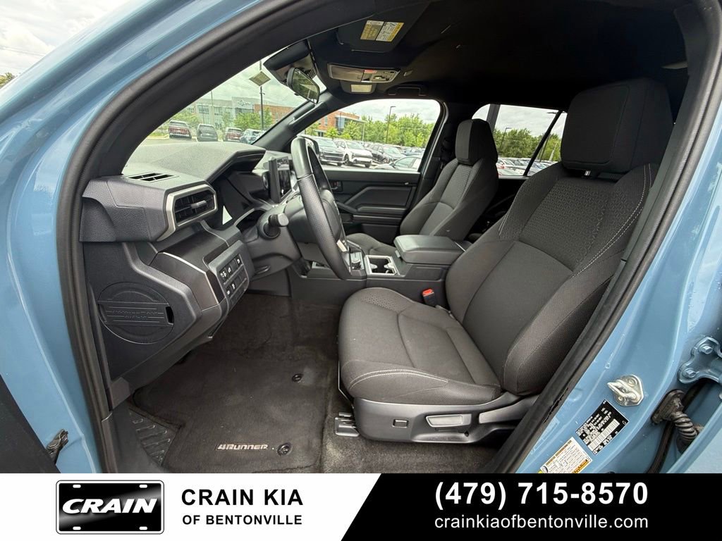 Used 2025 Toyota 4Runner SR5 AWD/4WD image 21