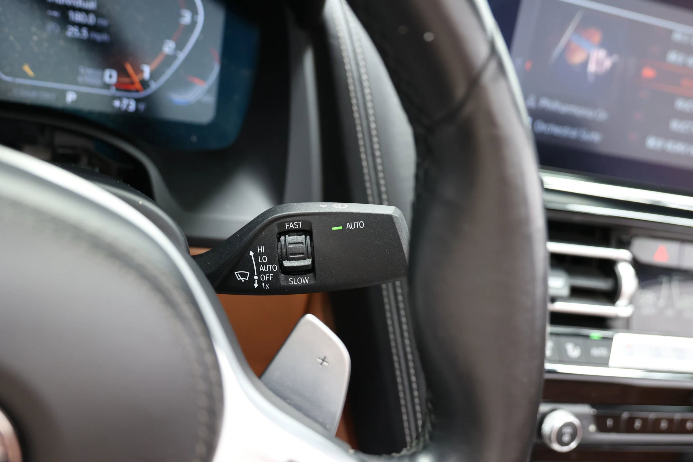 Used 2022 BMW M850i xDrive Convertible image 23