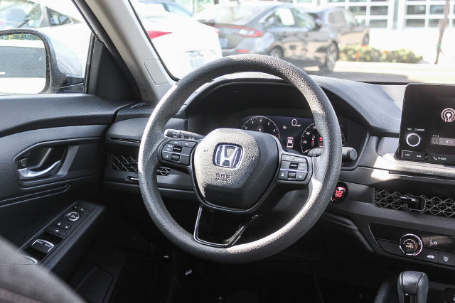 Used 2023 Honda Accord LX image 19