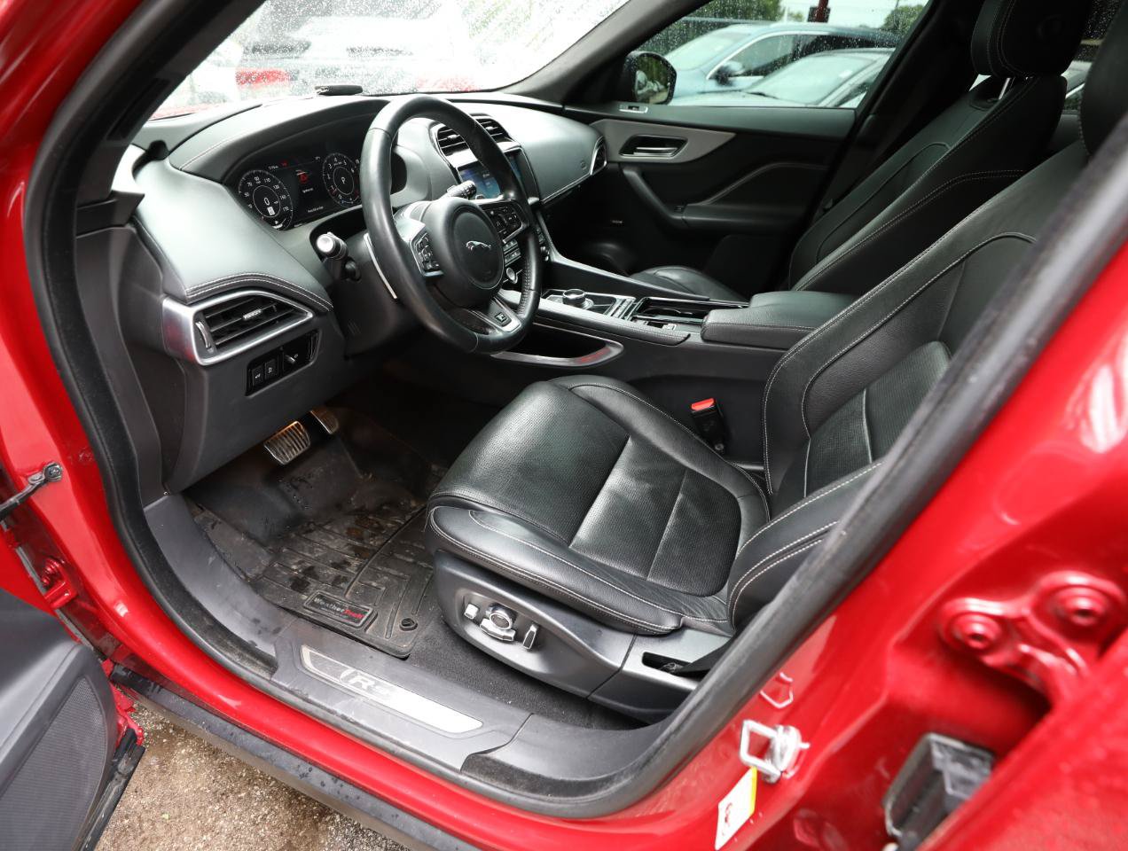 Used 2019 Jaguar F-PACE R-Sport AWD/4WD image 20