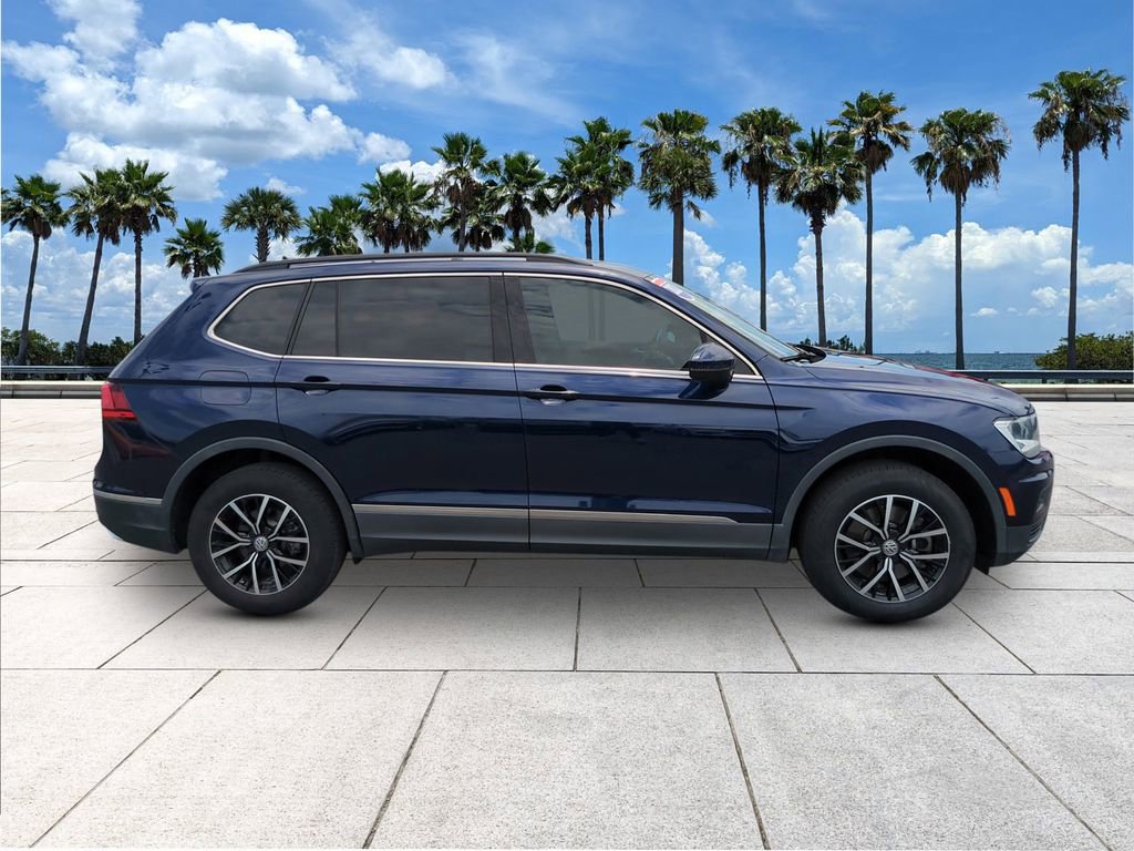 Used 2021 Volkswagen Tiguan SE FWD image 9