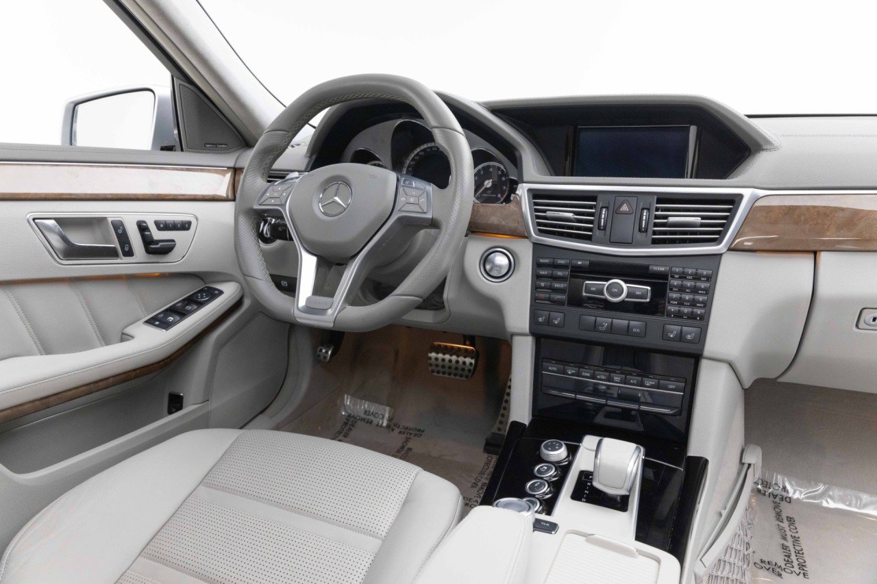 Used 2012 Mercedes-Benz E 63 AMG Wagon image 12