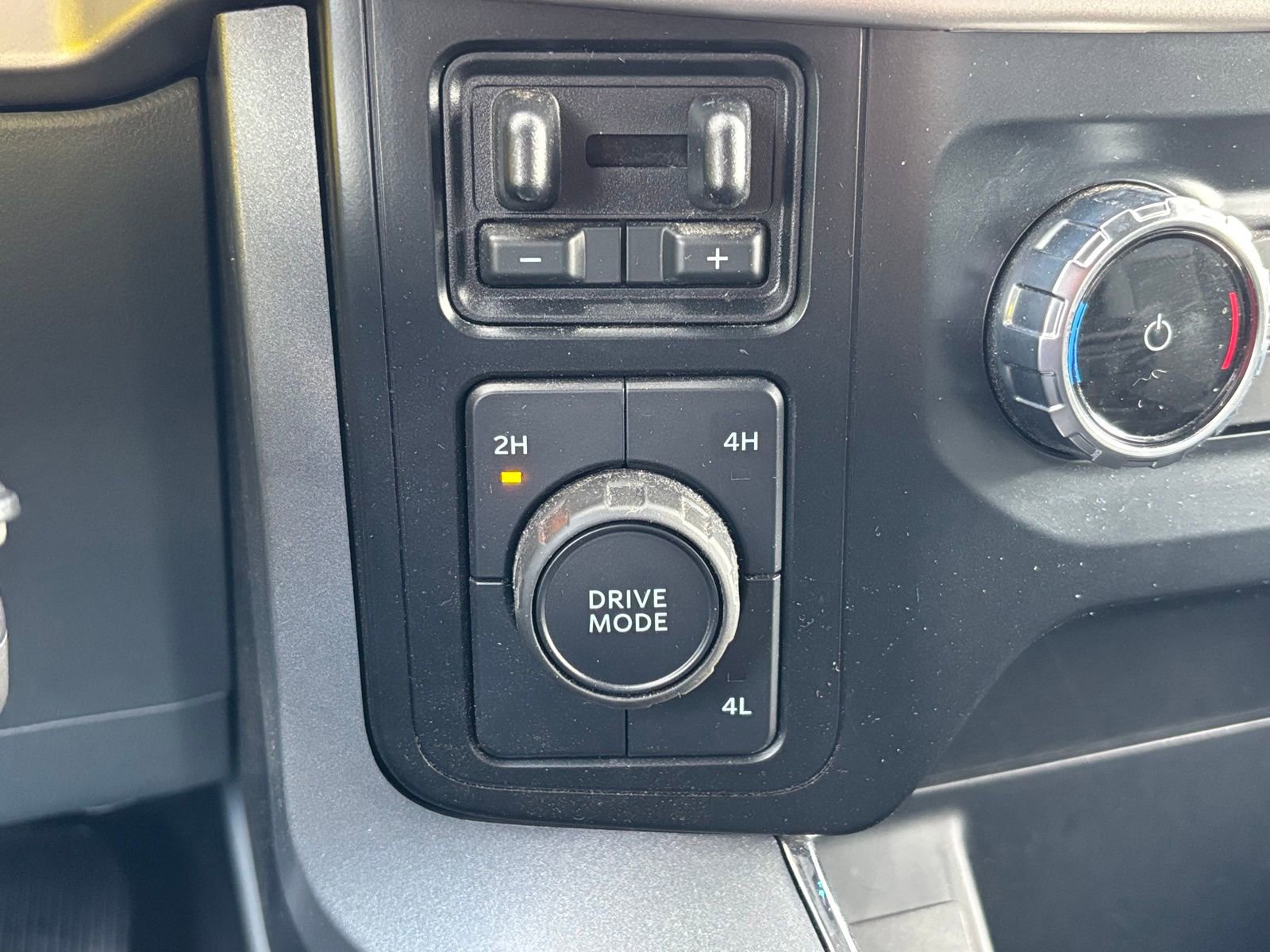 Used 2023 Ford F150 XLT w/ Equipment Group 301A Mid image 4