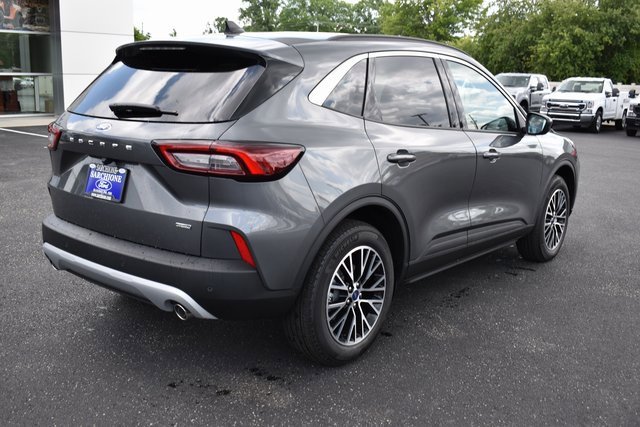 New 2023 Ford Escape SE image 3