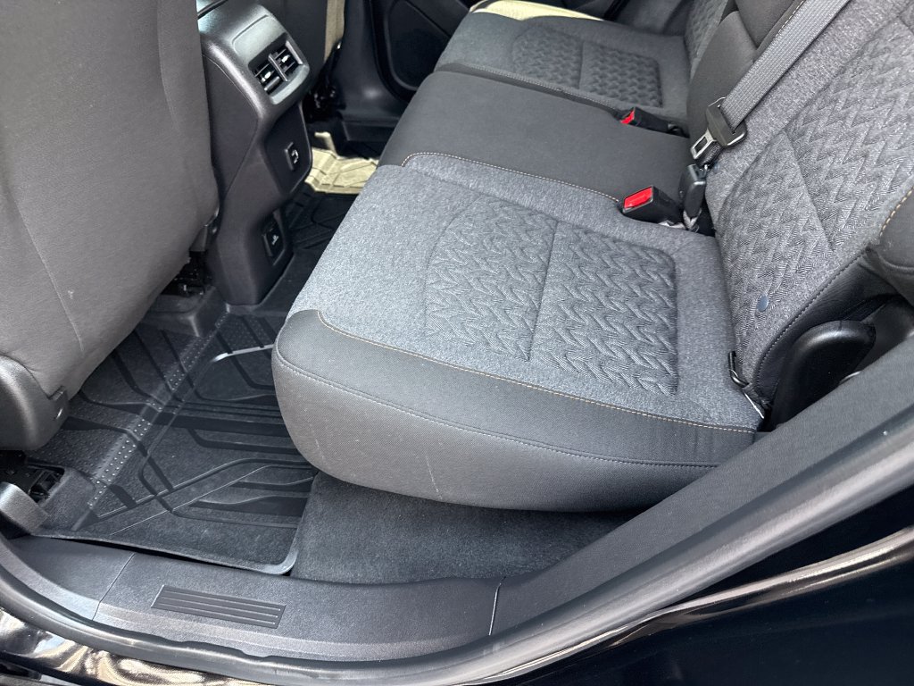 Used 2024 Chevrolet Equinox LT AWD/4WD image 18