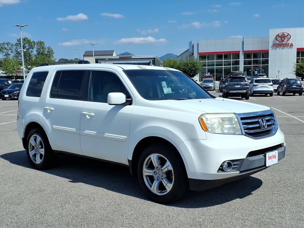 Used 2015 Honda Pilot EX image 2