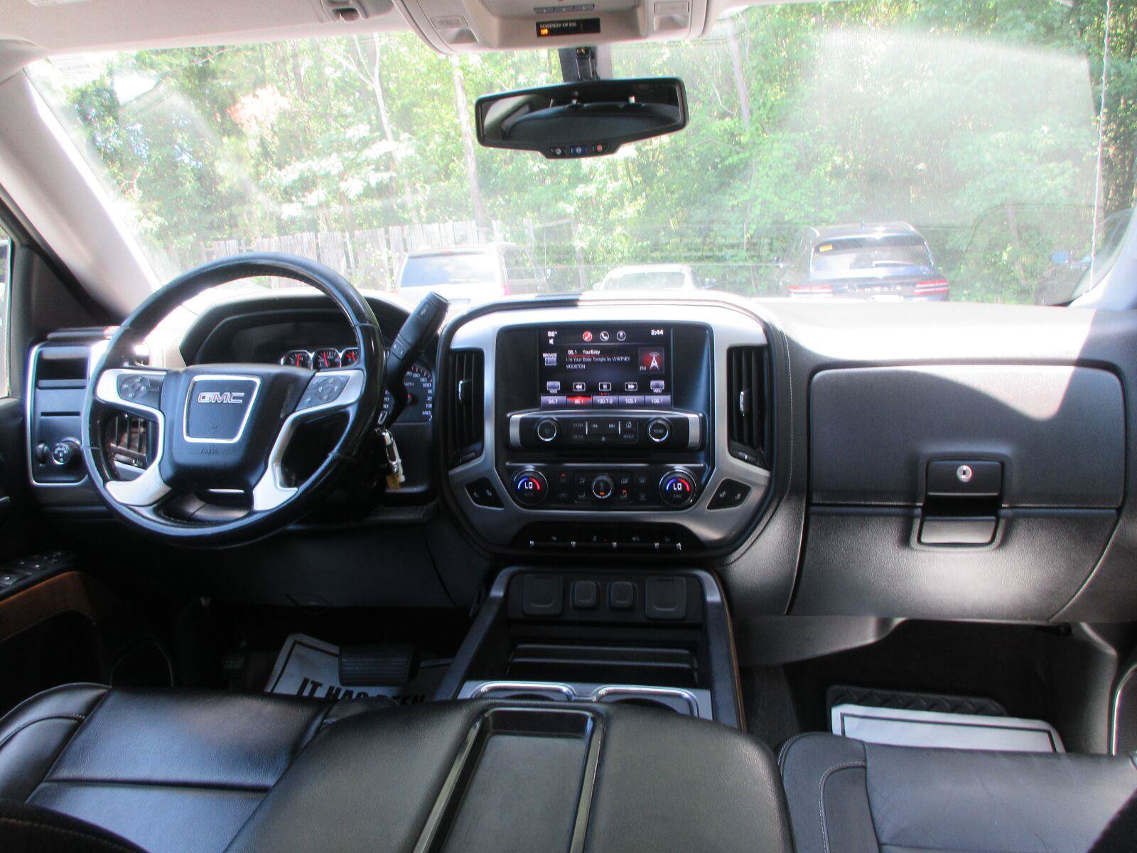 Used 2014 GMC Sierra 1500 SLT w/ Suspension Package, Off-Road RWD image 17