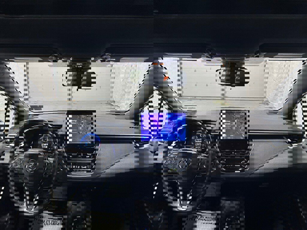 Used 2025 Toyota Corolla XSE image 41