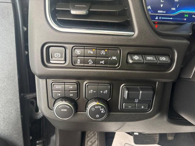 Used 2024 Chevrolet Tahoe High Country w/ Advanced Technology Package AWD/4WD image 11