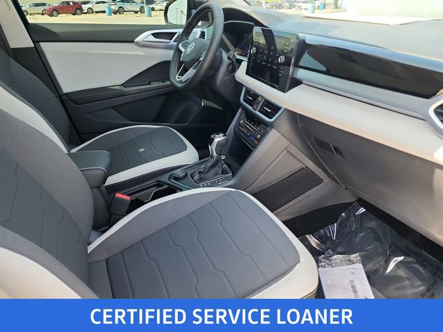 New 2025 Volkswagen Taos SE image 16