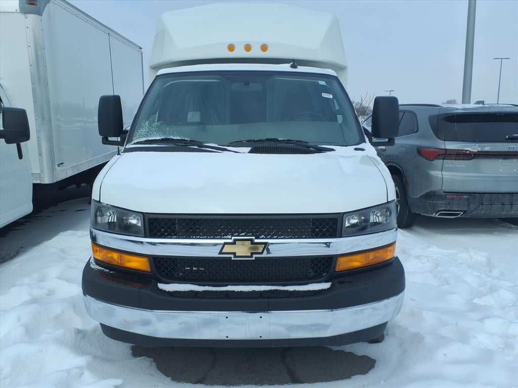 New 2024 Chevrolet Express 3500 w/ Power Convenience Package RWD image 2
