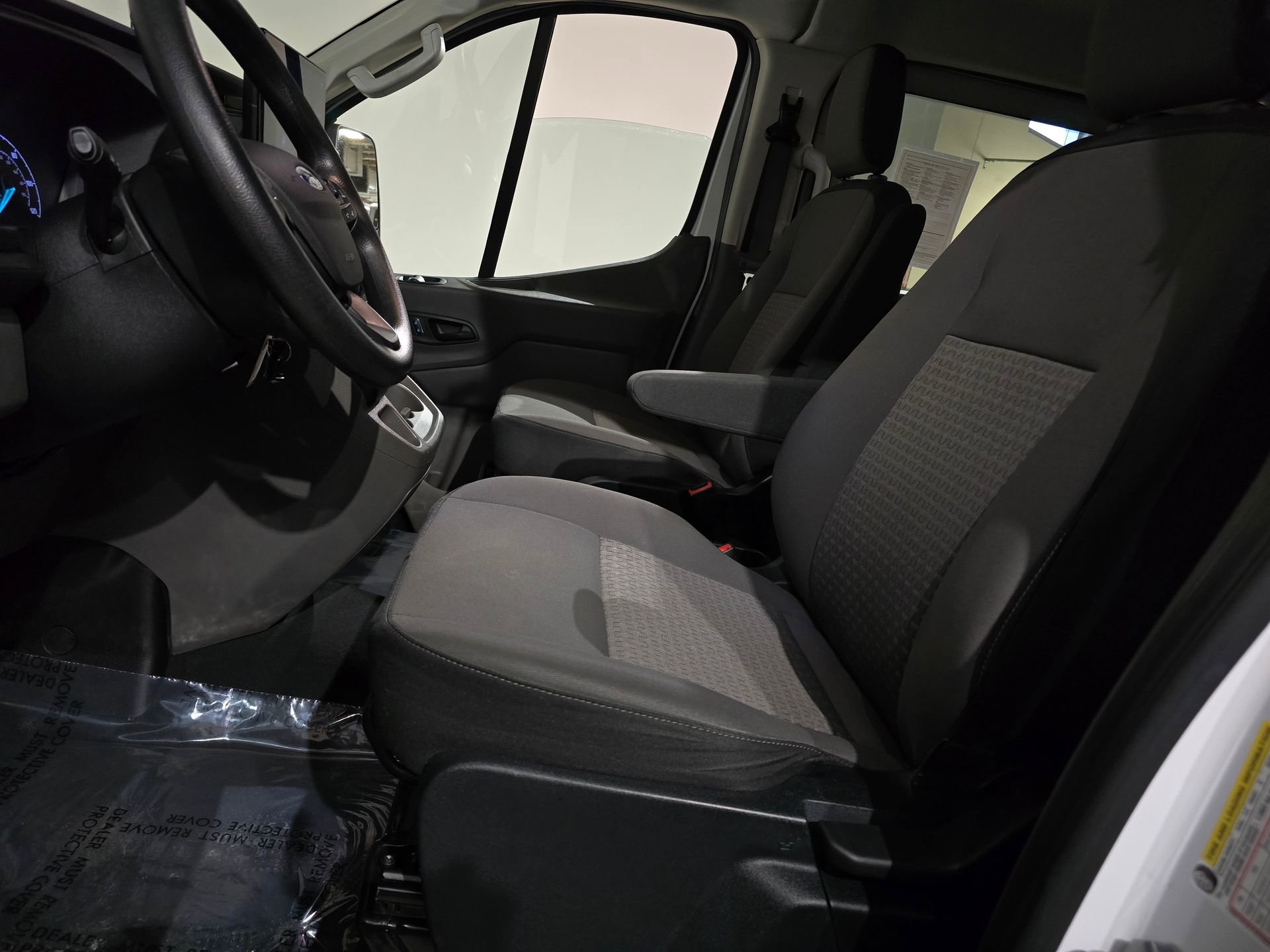 Used 2024 Ford Transit 350 XLT image 26